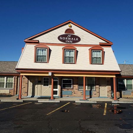 Norwalk Inn Екстериор снимка